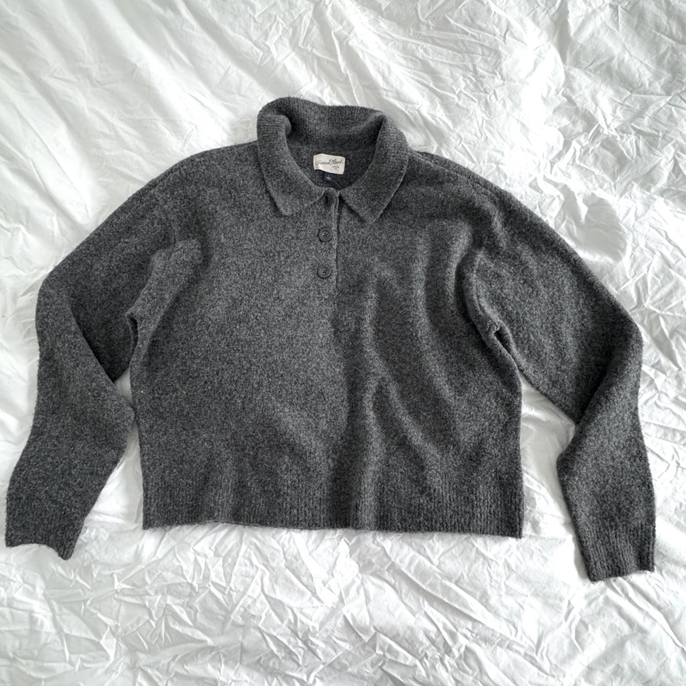 Women's Collared Pullover Sweater -
Universal Thread